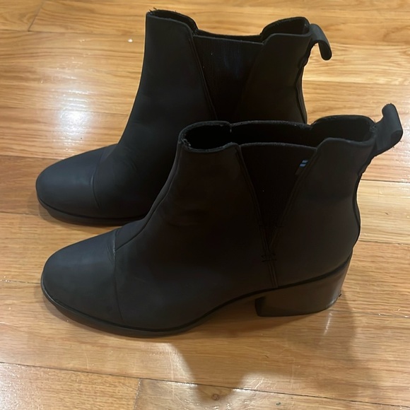 Tom’s women’s esme black ankle boots size 9.5 - Picture 1 of 8